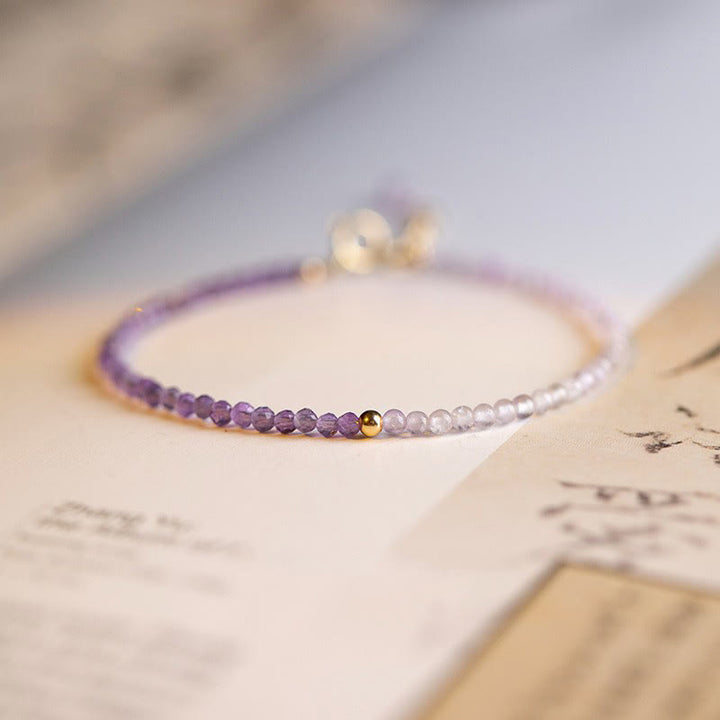Bracciale Buddha Stones 2,5 mm Ametista naturale Perline ultrasottili Rame placcato oro 14k Inner Peace