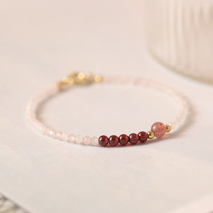 Braccialetto energetico curativo con perline ultrasottili in quarzo rosa, granato e quarzo fragola Buddha Stones da 2 mm