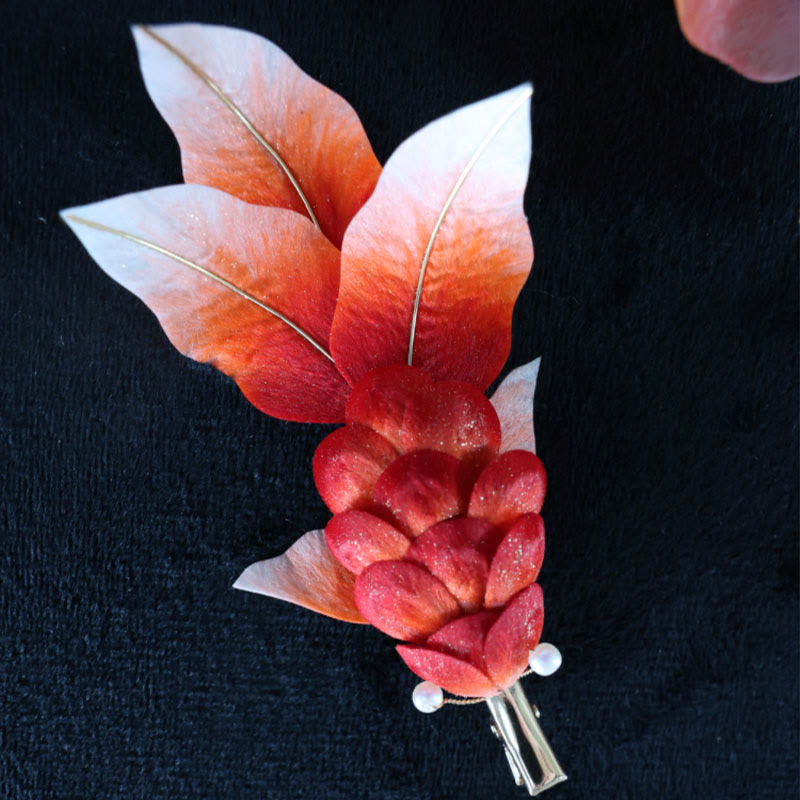 Spilla per capelli con foglie di pesce koi rosso in seta di gelso, fatta a mano, con Buddha Stones , Yangzhou, fiore di velluto