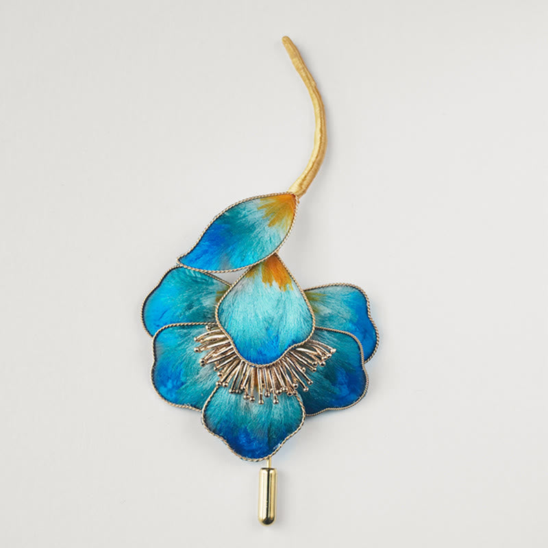 Spilla con fiore blu in seta di gelso e Buddha Stones, realizzata a mano