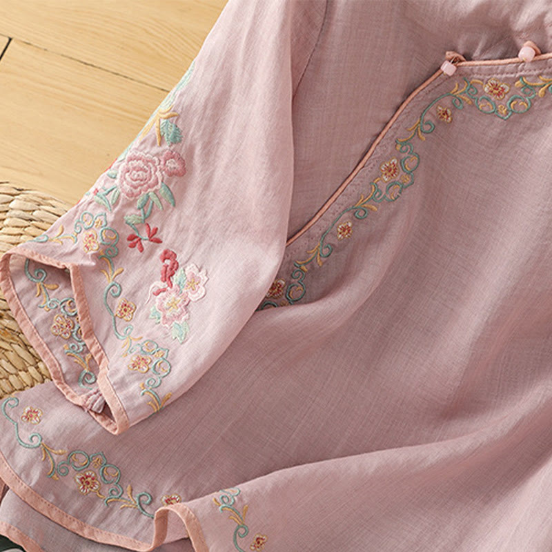 Camicia casual in cotone e lino con maniche a tre quarti e colletto alto con fiori ricamati da donna Buddha Stones - image 6