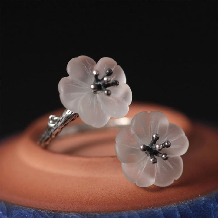 Anello di protezione regolabile con doppio fiore di prugna in cristallo bianco in argento sterling 925 Buddha Stones - image 11