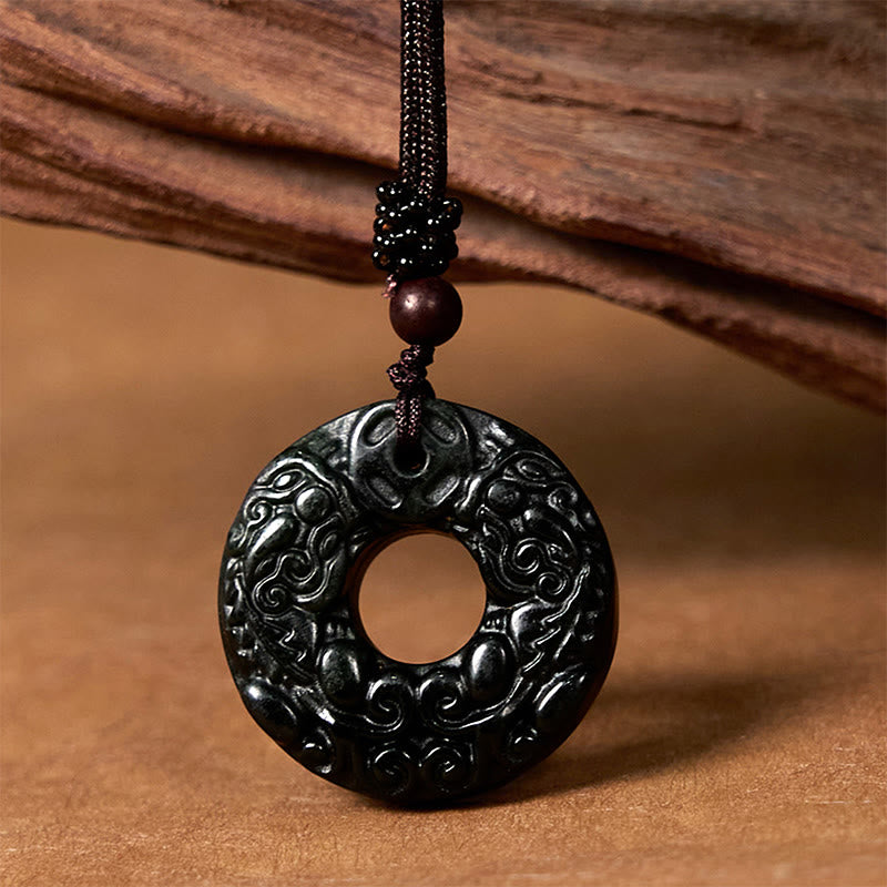 Buddha Stones Tibetano Nanyang Nero-Verde Giada PiXiu Fibbia della Pace Collana Pendente di Protezione - Giada nera-verde Nanyang - image 1