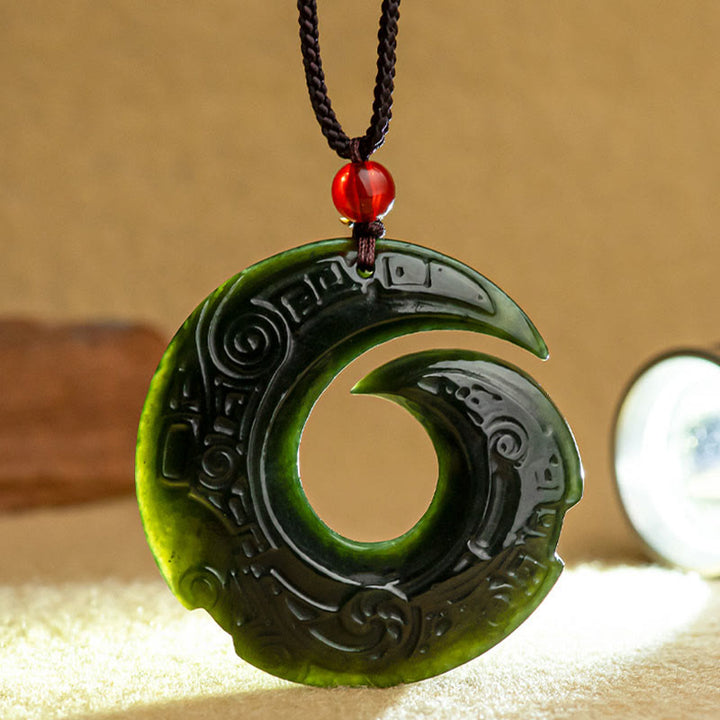 Buddha Stones La fortuna di una persona migliora il design del modello Collana con ciondolo di giada ciano naturale Hetian