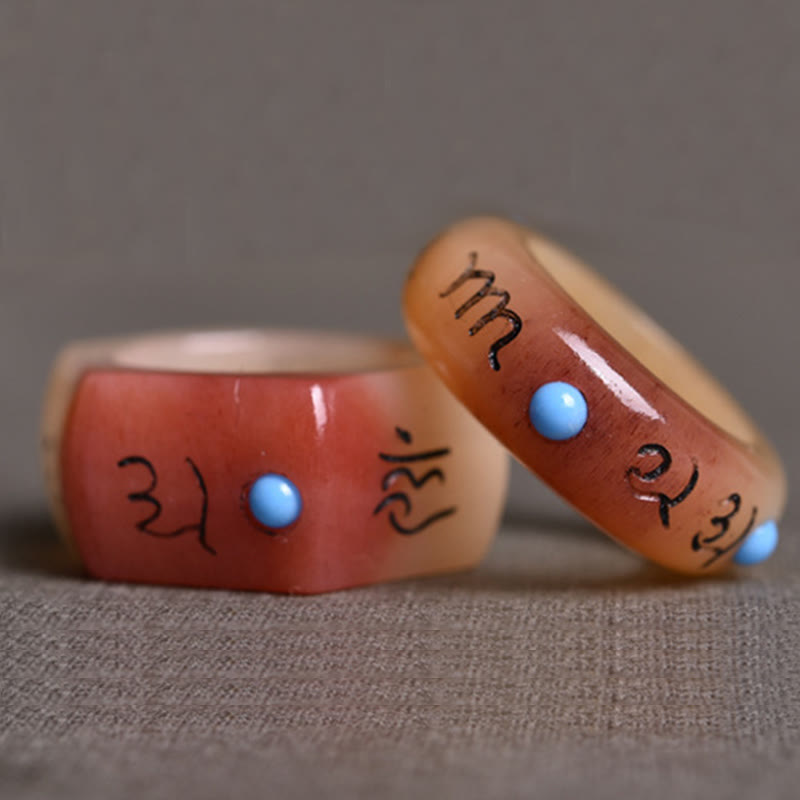 Anello di protezione Buddha Stones in osso di cammello Om Mani Padme Hum