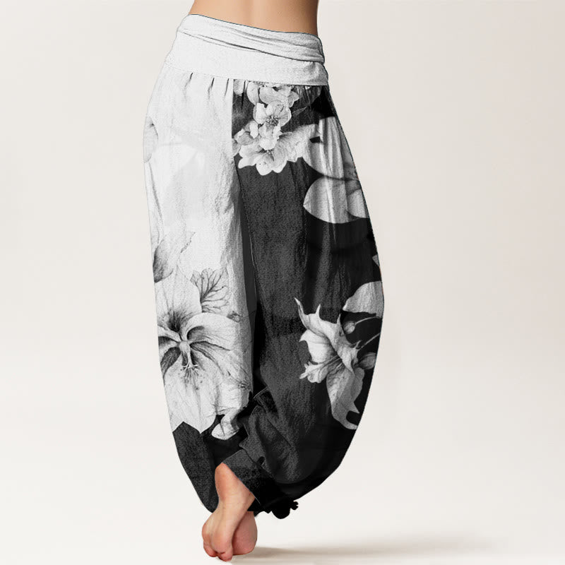Pantaloni harem da donna con elastico in vita e motivo camelia in Buddha Stones - image 1