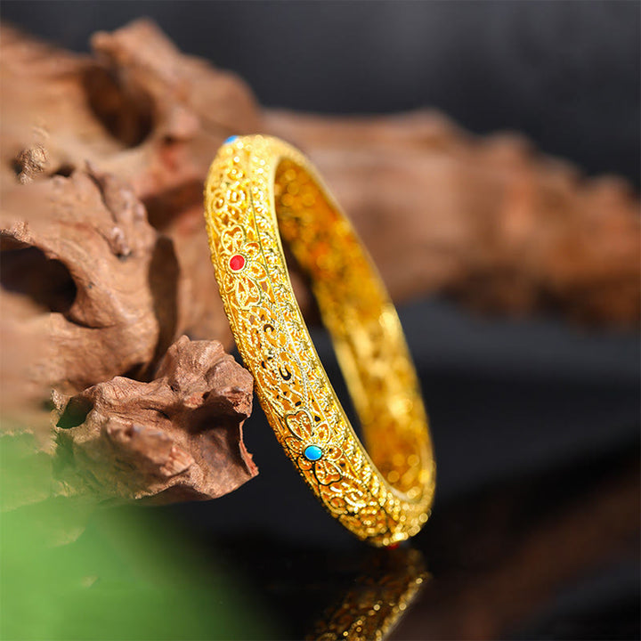 Braccialetto portafortuna con motivo a vite e fiori in rame placcato oro Buddha Stones, 2,44 pollici (62 mm)