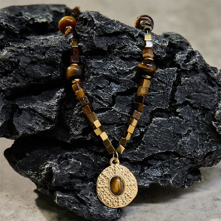 Collana con ciondolo in acciaio al titanio con protezione quadrata in occhio di tigre naturale Buddha Stones
