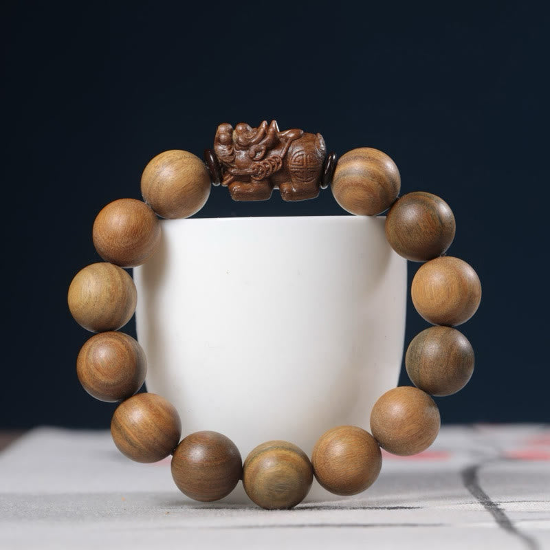 Buddha Stones Bracciale Pixiu Attract Wealth in legno di sandalo verde - Sandalo verde (circonferenza del polso: 18-21 cm) - image 1