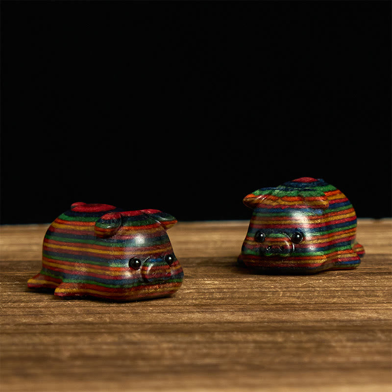 Buddha Stones 2 pezzi Mini eucalipto arcobaleno Maiale intagliato Decorazione positiva - image 1