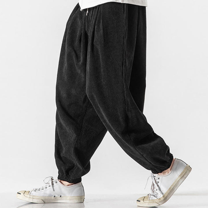 Pantaloni alla caviglia in velluto a coste con coulisse e tasche, casual e colorati, da uomo, modello Buddha Stones - image 11