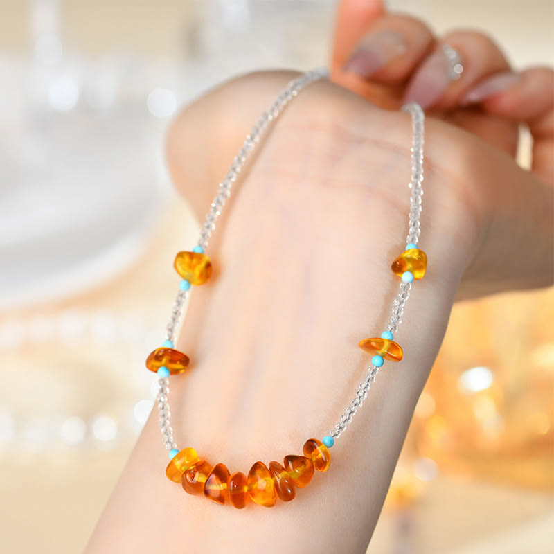 Collana con ciondolo in ambra di purezza irregolare con perline di cristallo bianco Buddha Stones - image 4