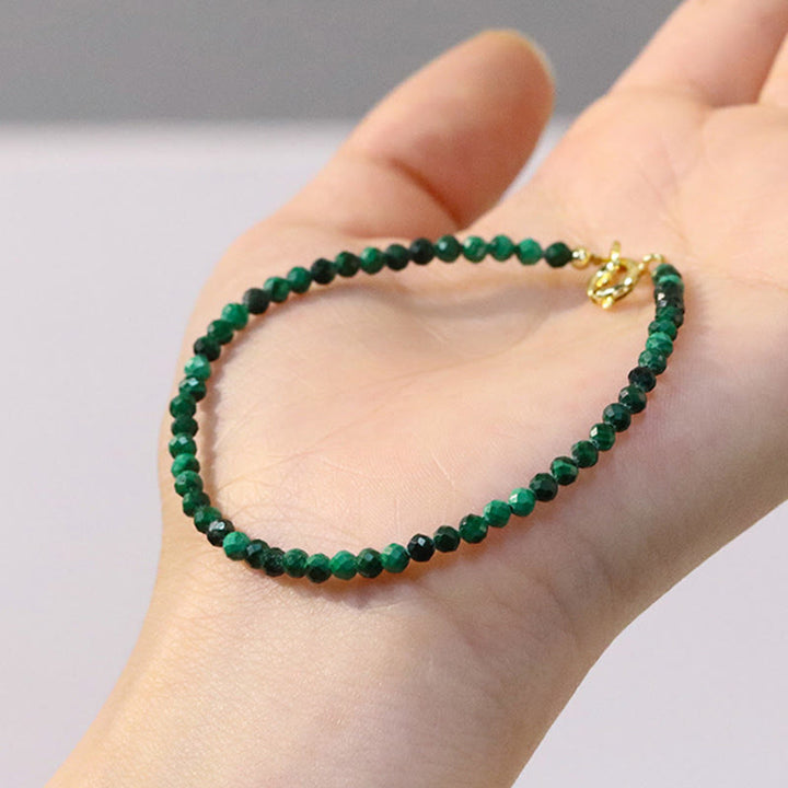 Bracciale anti-ansia con perline ultrasottili in malachite naturale da 3 mm di Buddha Stones - image 3