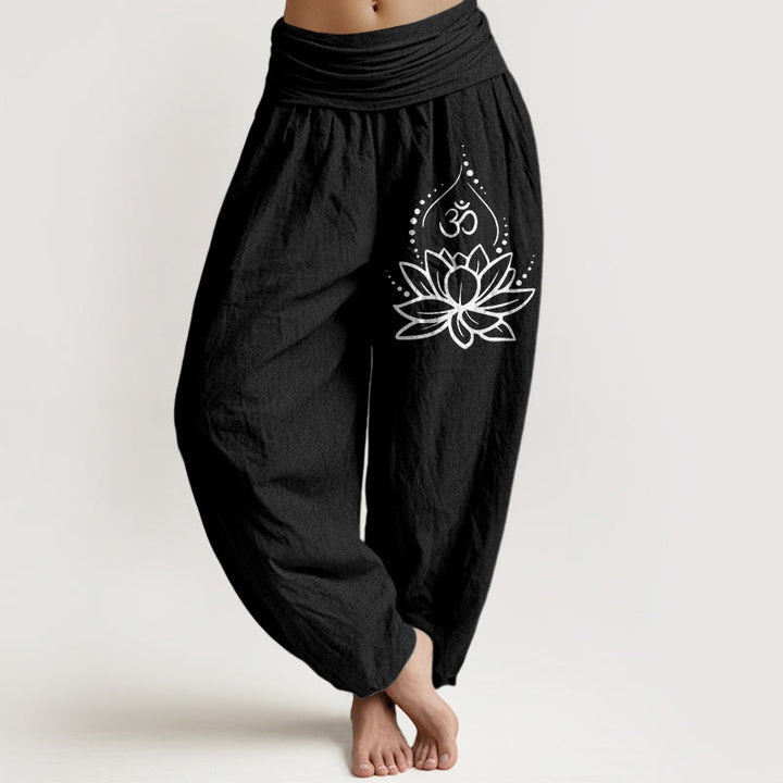 Pantaloni harem in cotone con elastico in vita e motivo con Buddha Stones, loto in fiore e simbolo Om - Nero - US22, UK/AU26, EU54 (6XL) - image 5