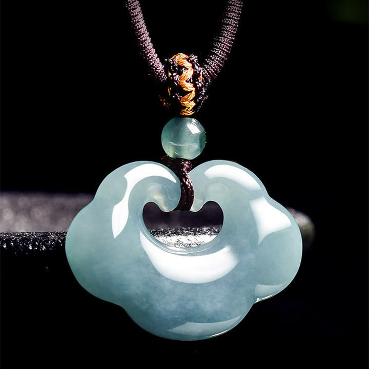 Collana con ciondolo a corda in giada Ruyi di buon auspicio e portafortuna Buddha Stones - image 1