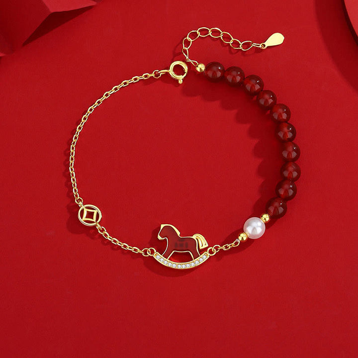 Orecchini Buddha Stones in argento sterling 925 con design dell'anno del cavallo e agata rossa, simbolo di fiducia - image 8