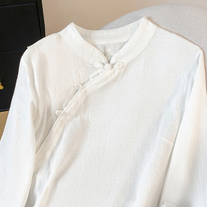 Camicia da donna a maniche lunghe con colletto alla coreana e bottoni a rana cinese, in jacquard con motivo Buddha Stones Commute. - image 13