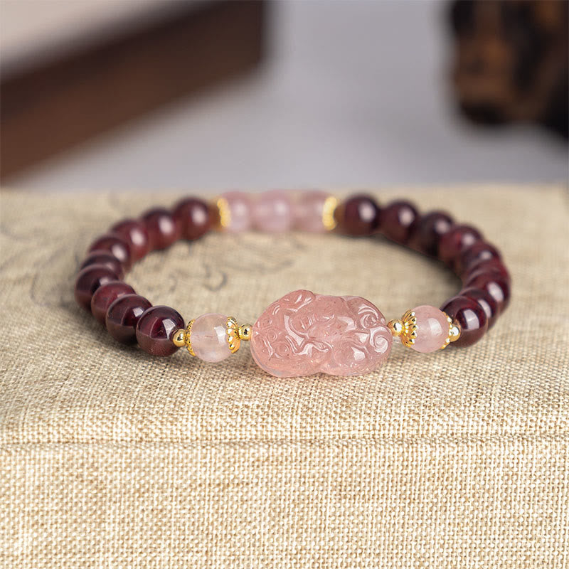 Braccialetto portafortuna Pixiu in quarzo fragola e granato Buddha Stones - Cristallo rosa granato (circonferenza del polso: 14-16 cm) - image 0