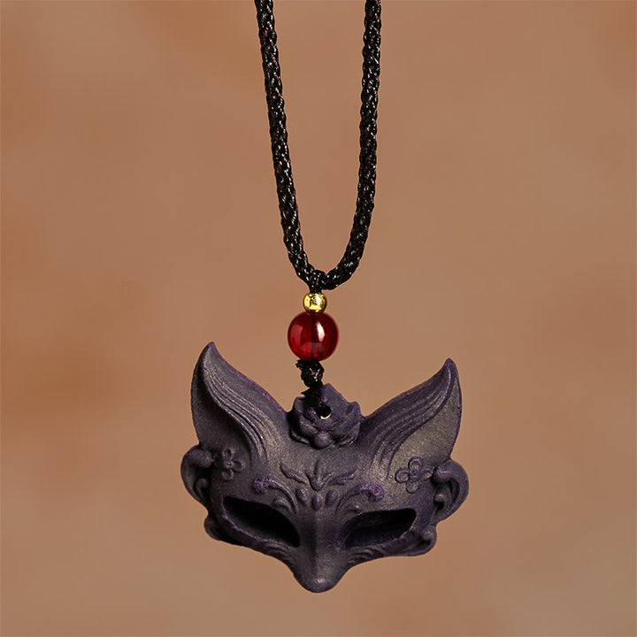 Collana con ciondolo a forma di ciondolo a forma di farfalla con maschera di volpe Buddha Stones , fibbia della pace e fortuna - image 1