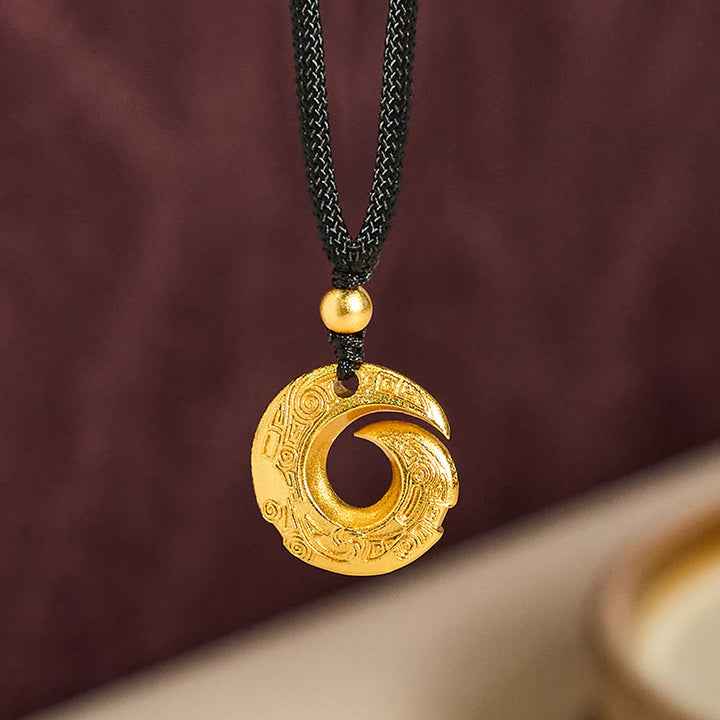 Collana con ciondolo di buon auspicio in corda nera con fibbia della pace in ottone placcato oro 24k Buddha Stones - image 2