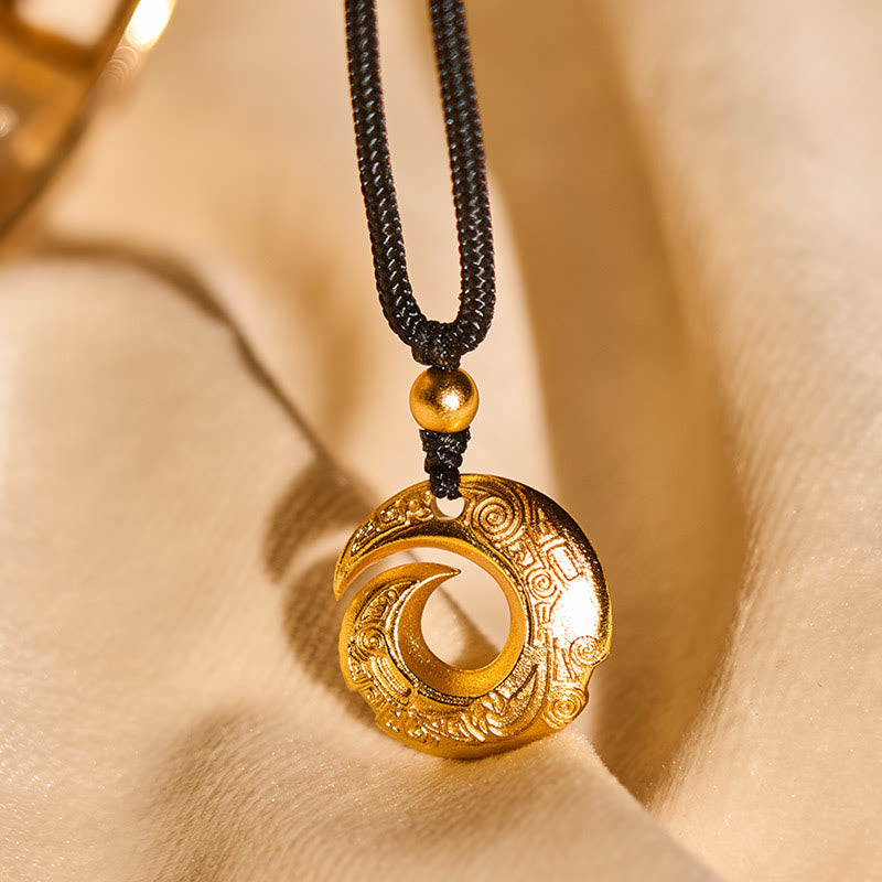Collana con ciondolo di buon auspicio in corda nera con fibbia della pace in ottone placcato oro 24k Buddha Stones - image 3