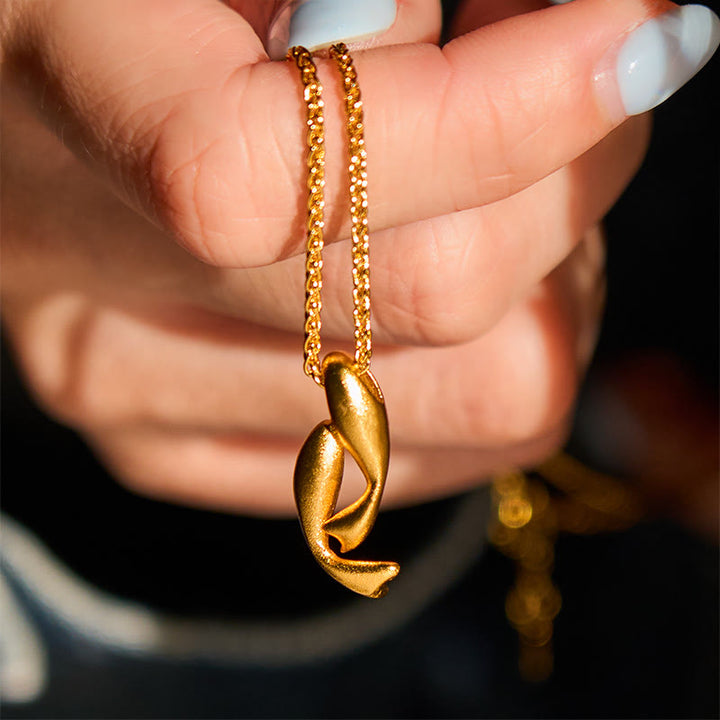 Collana con ciondolo a forma di pesce koi doppio con Buddha Stones e catena in ottone placcato oro 24k - image 5