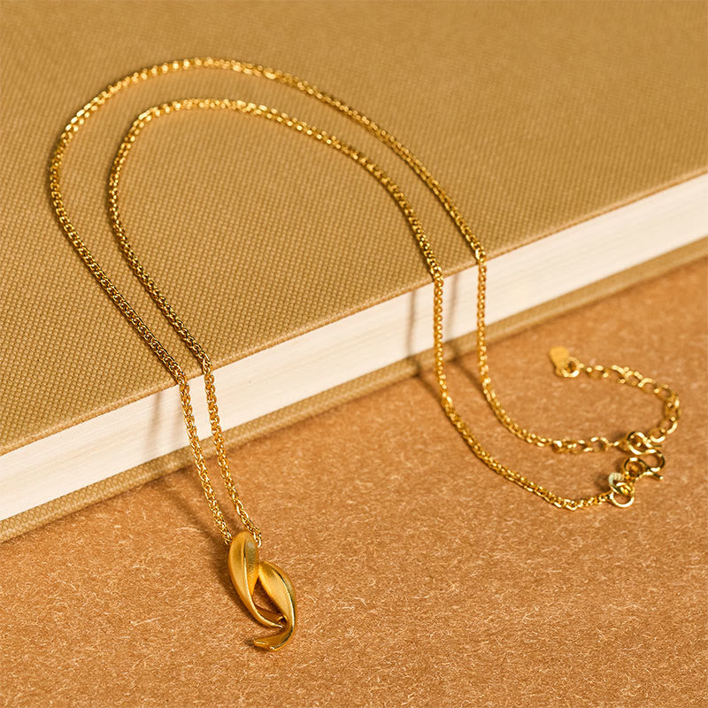 Collana con ciondolo a forma di pesce koi doppio con Buddha Stones e catena in ottone placcato oro 24k - image 4
