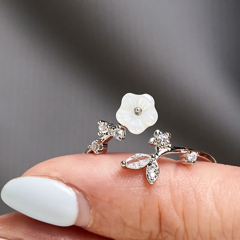 Anello di rame curativo regolabile con motivo a fiori bianchi Buddha Stones - image 16
