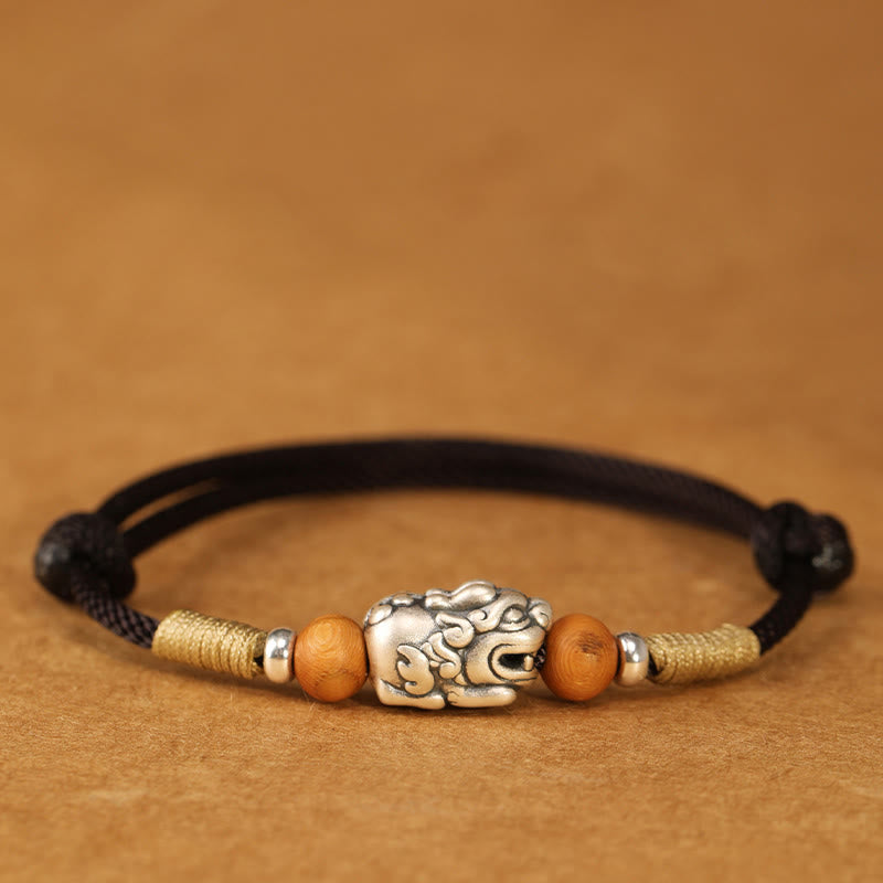 Braccialetto portafortuna intrecciato a mano con perline in legno di pesca, in argento sterling 999, con ciondolo Pixiu Buddha Stones - Cavigliera con corda nera - image 18