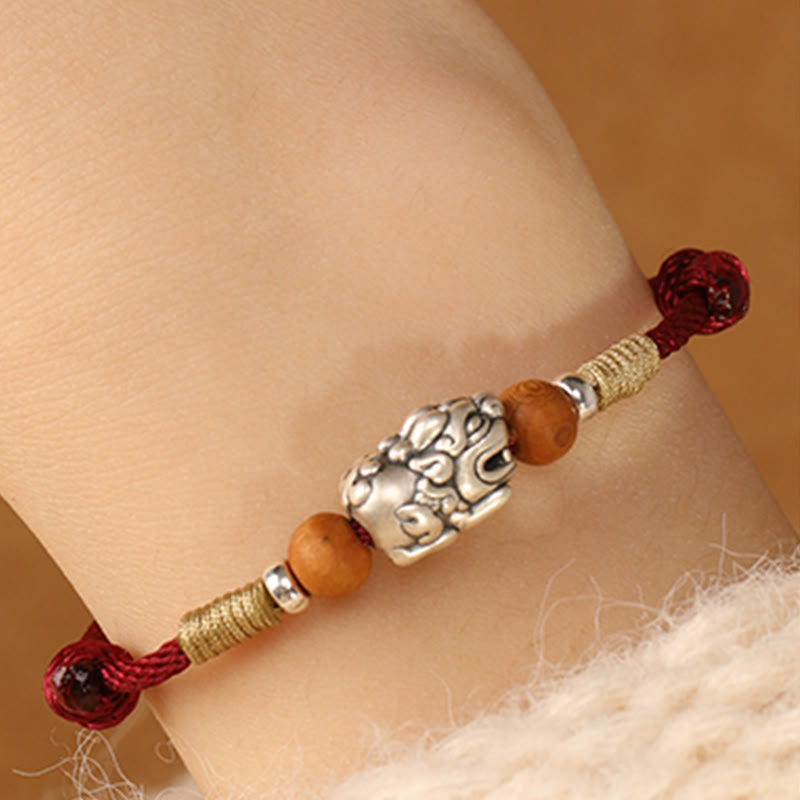 Braccialetto portafortuna intrecciato a mano con perline in legno di pesca, in argento sterling 999, con ciondolo Pixiu Buddha Stones - image 6