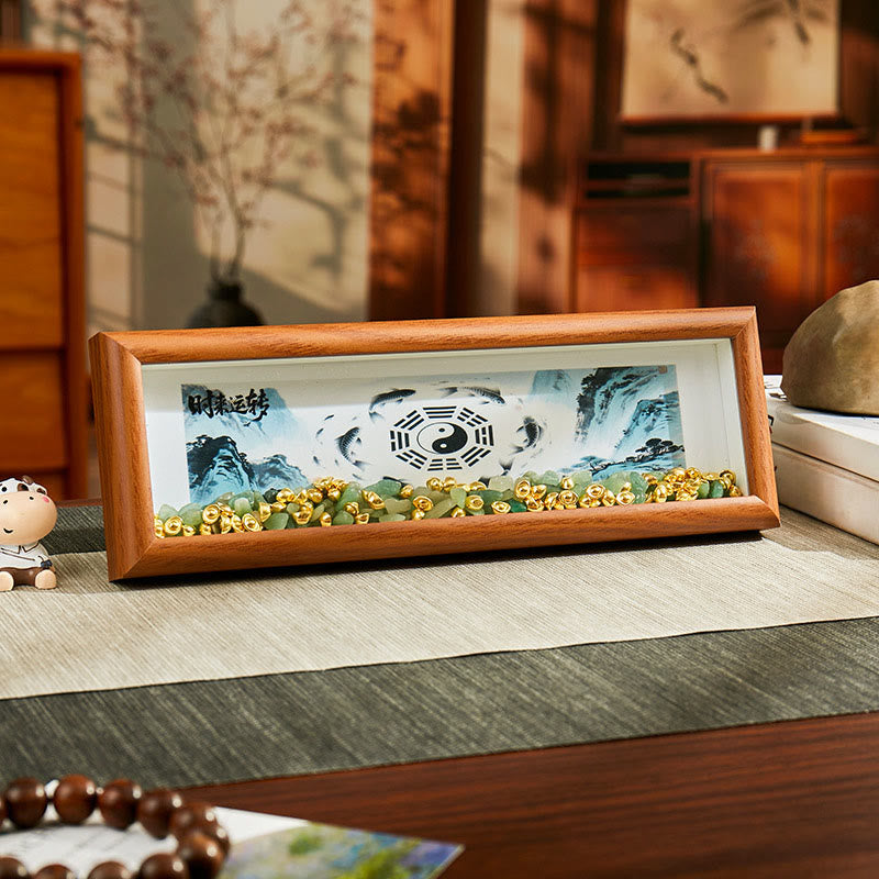 Buddha Stones Cristallo verde Bagua Koi Pesce Yin Yang Simbolo Lingotto d'oro Cornice per foto Ornamento Decorazione per la casa - Stile 2 - Pannello di fibra a media densità (9*30*4cm) - image 1