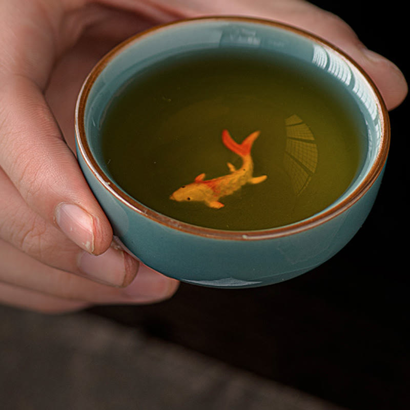 Tazza da tè in ceramica dipinta a mano con motivo Buddha Stones Koi Fish, tazza da tè Kung Fu da 50 ml - image 1