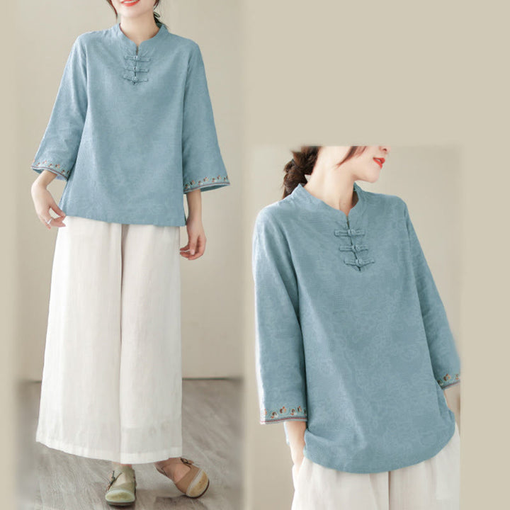 Camicia da donna in cotone con colletto rialzato, maniche a tre quarti ricamate, bottoni a rana in jacquard Buddha Stones - image 12