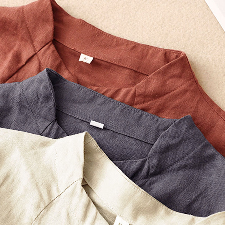 Camicia da donna estiva Buddha Stones a maniche corte con colletto alla coreana, spacchi laterali e chiusura con bottoni a rana. - image 19