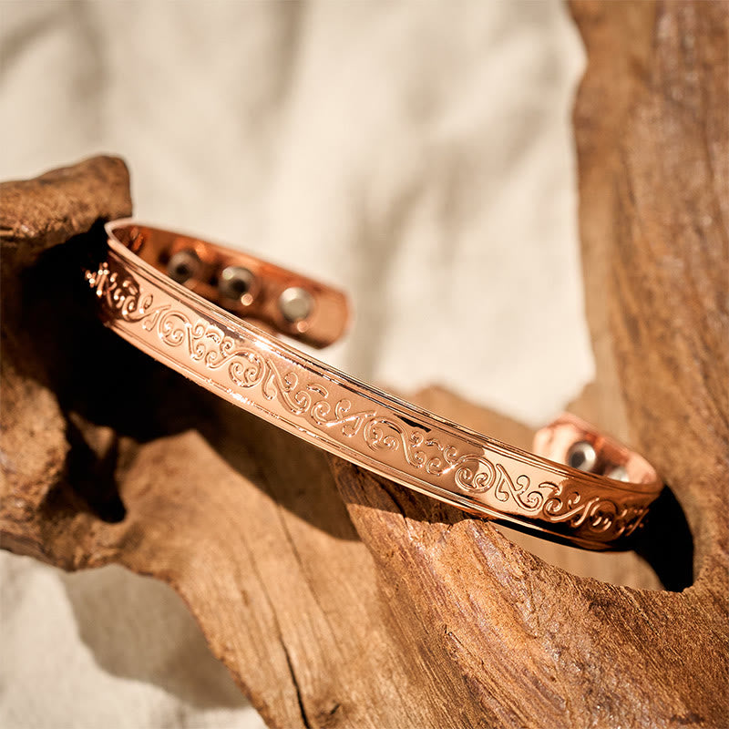 Buddha Stones Bracciale rigido aperto con motivo inciso in rame - image 8