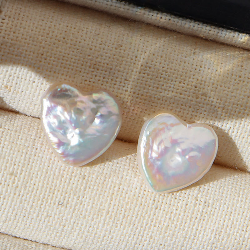 Buddha Stones Orecchini a perno retrò a forma di cuore con perle e simbolo di saggezza - image 2