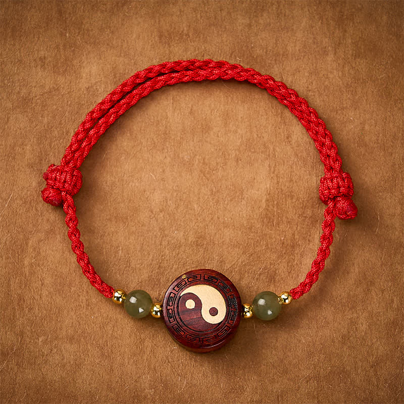 Buddha Stones Braccialetto rosso con cordino rosso e giada di sandalo viola e simbolo Yin Yang. - YinYang(Equilibrio ♥ Armonia) - image 0