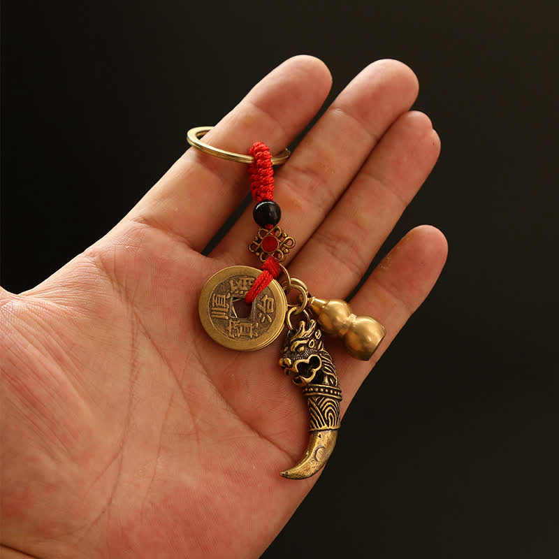 Buddha Stones Portachiavi a forma di zucca con cinque monete imperiali intrecciate Pi Xiu in rame, simbolo di ricchezza. - image 1