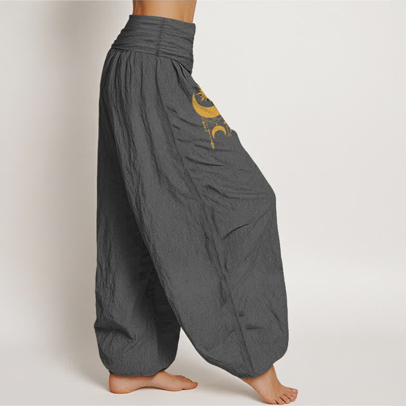 Buddha Stones Pantaloni harem da donna in puro cotone con motivo a mezzaluna dorata e stelle, con elastico in vita. - image 1