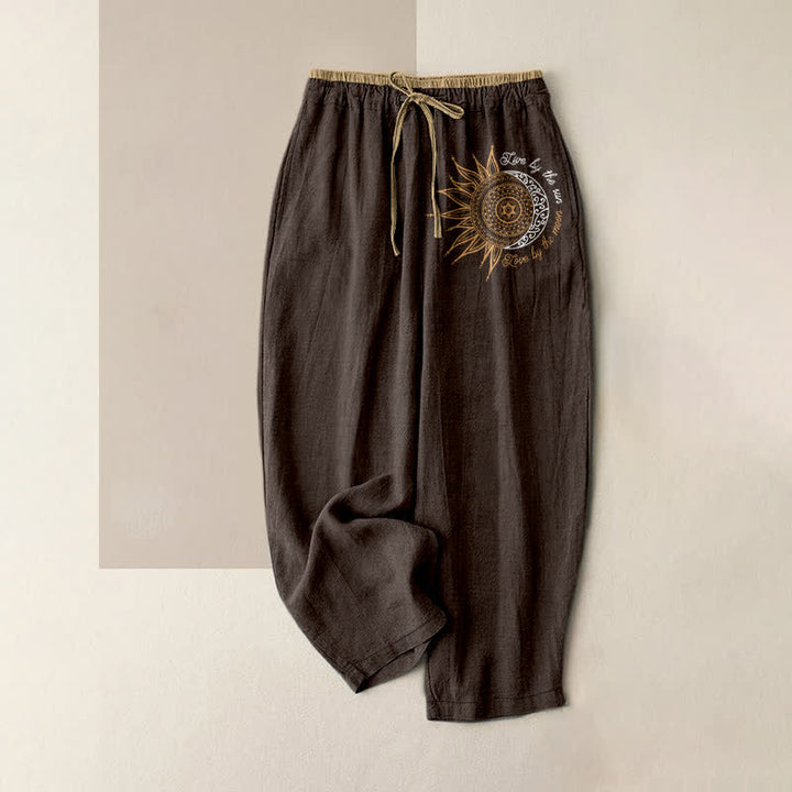 Buddha Stones Pantaloni da donna in puro cotone con elastico in vita e tasche, fantasia mandala sole e luna. - Marrone sella - US16, UK/AU20, EU48 (3XL) - image 4