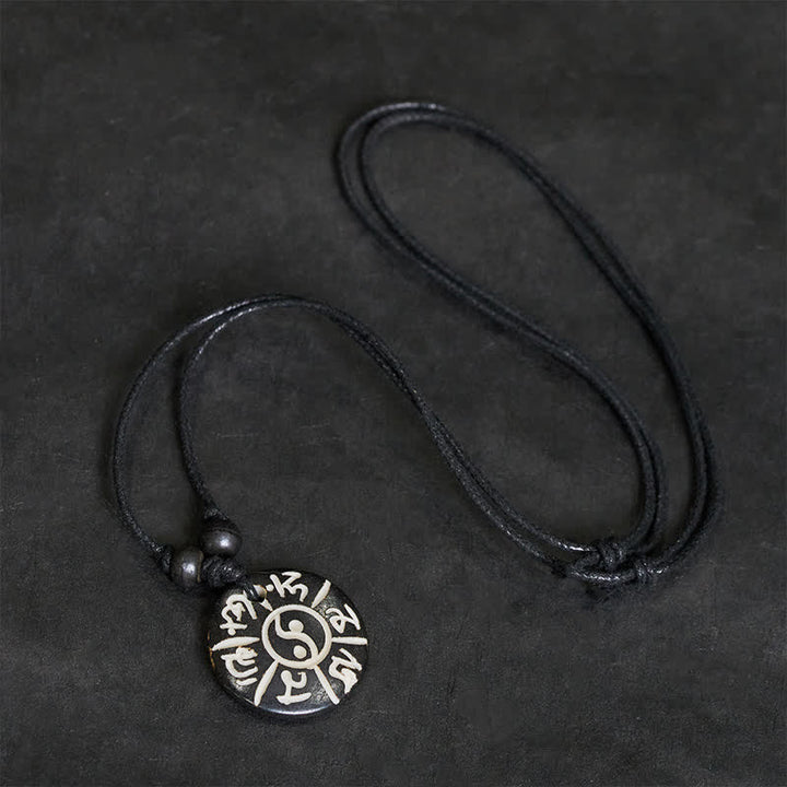 Buddha Stones Collana protettiva Om Mani Padme Hum Yin Yang con perline d'osso intagliate a mano. - image 3