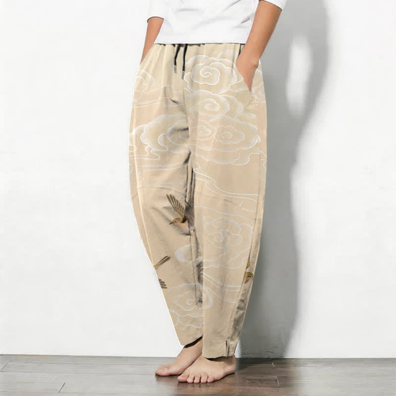 Buddha Stones Pantaloni da uomo affusolati con coulisse e tasche, in puro cotone, con motivo "Nuvola di buon auspicio e uccellino". - image 1