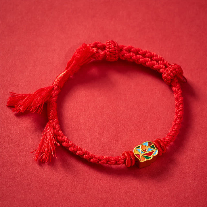 Buddha Stones Bracciale regolabile tibetano con elefante e cordino rosso. - Rosso (Circonferenza del polso: 5,5–6,7 pollici/14–17 cm) - image 0