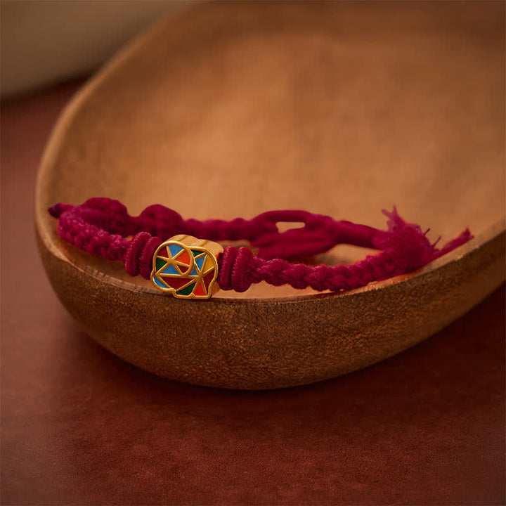 Buddha Stones Bracciale regolabile tibetano con elefante e cordino rosso. - Rosso scuro (Circonferenza del polso: 5,5–6,7 pollici/14–17 cm) - image 9