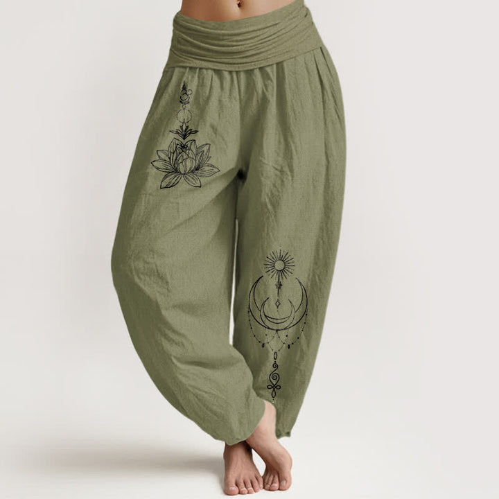 Buddha Stones Pantaloni harem da donna in puro cotone con motivo loto, luna e sole, con elastico in vita. - Verde oliva - US16, UK/AU20, EU48 (3XL) - image 11