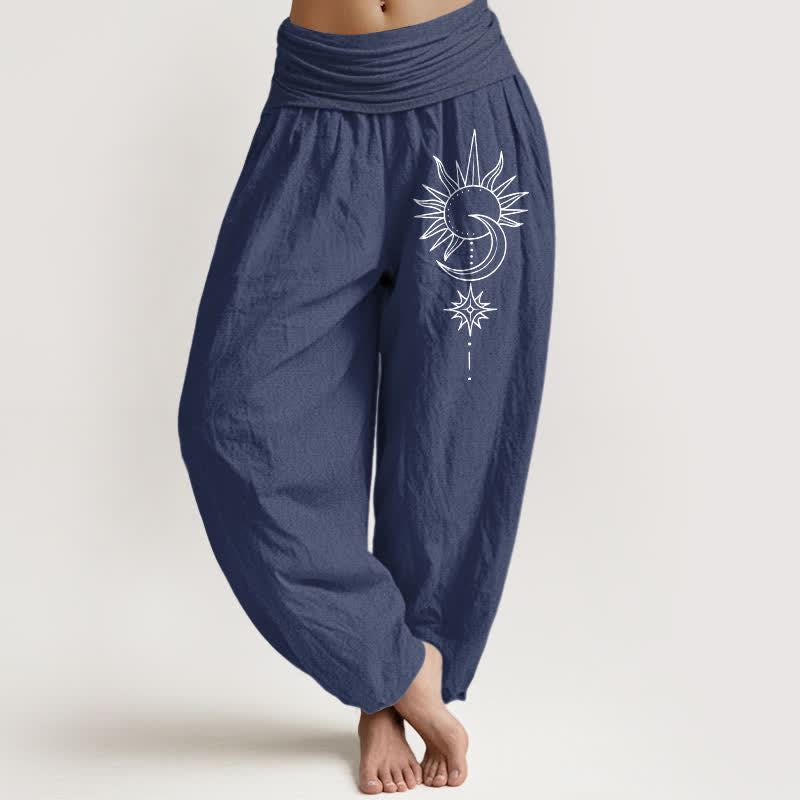 Buddha Stones Pantaloni harem da donna in puro cotone con motivo sole, luna e stelle, con elastico in vita. - Blu ardesia scuro - US16, UK/AU20, EU48 (3XL) - image 0