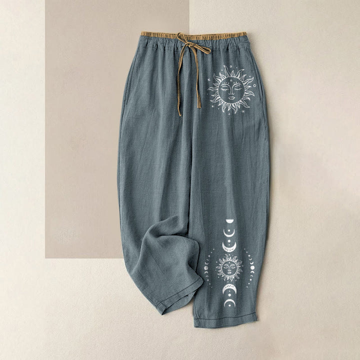 Buddha Stones Pantaloni da donna in puro cotone con elastico in vita e tasche, fantasia celeste sole, luna e stelle. - Cadetto Blu - US16, UK/AU20, EU48 (3XL) - image 5