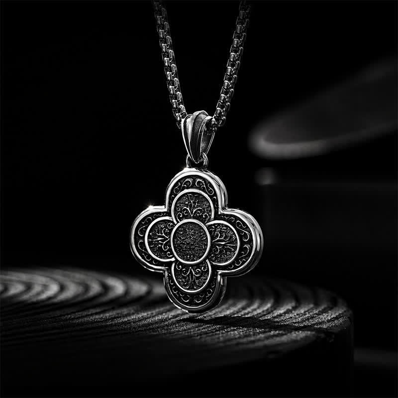 Buddha Stones Collana portafortuna vintage in rame con cinque monete imperiali e design a trifoglio. - image 1