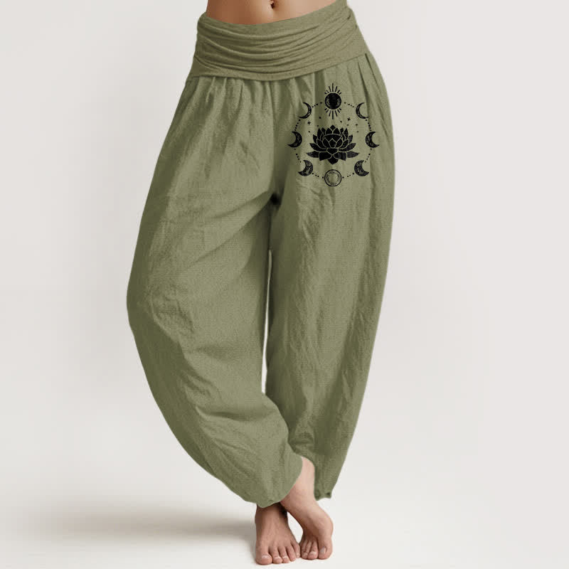 Buddha Stones Pantaloni harem da donna in puro cotone con motivo a loto e fasi lunari, con elastico in vita. - Verde oliva - US16, UK/AU20, EU48 (3XL) - image 14