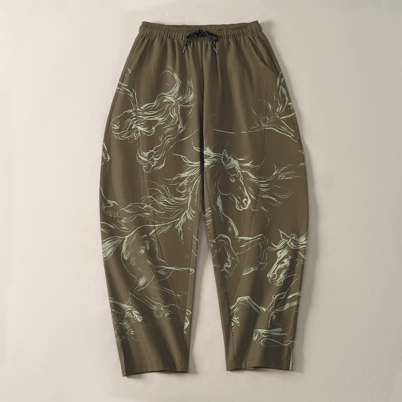 Buddha Stones Pantaloni da uomo affusolati con coulisse e tasche, in puro cotone, con motivo a cavalli al galoppo. - image 13